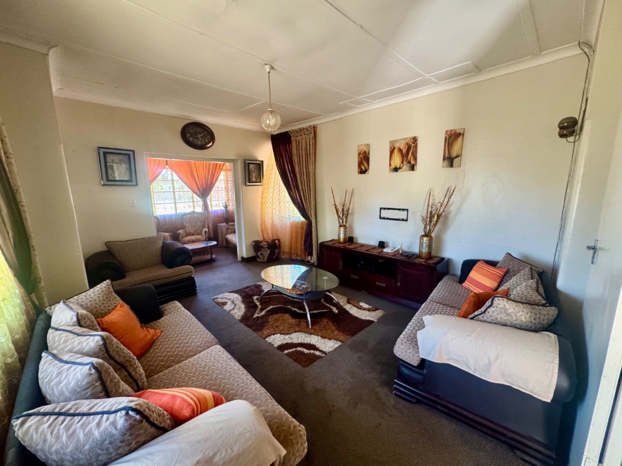  Bedroom Property for Sale in Ellaton North West